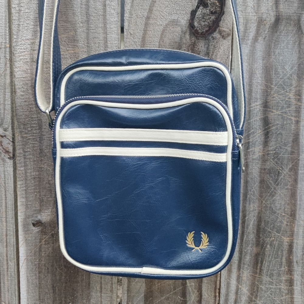Fred Perry Cross-body Bag - NEW!!
